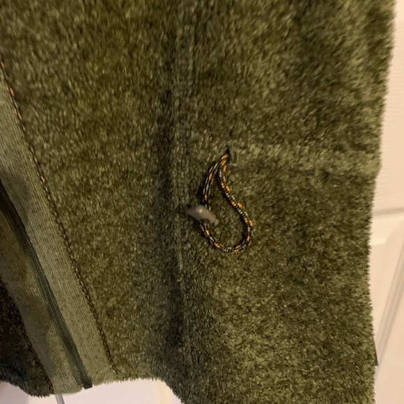 Woolrich Like New Womens Zip Up Vest - Picture 2 of 12